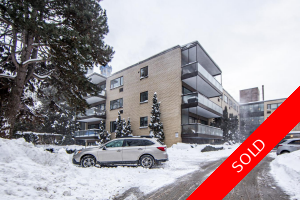 Rosedale-Moore Park Apartment for sale: Arbour Glen 2 bedroom Stainless Steel Appliances, Tile Backsplash, Dark Hardwood Floors 1,322 sq.ft. (Listed 2025-02-19)